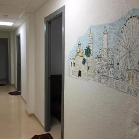 Cheap & Chic Homestay Malaga